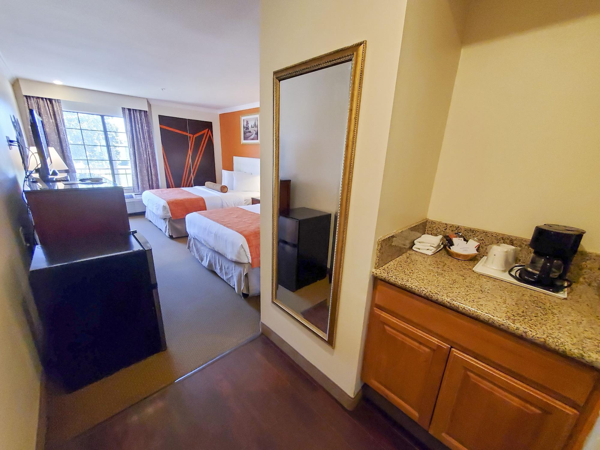 Howard Johnson By Wyndham Pasadena Exterior foto