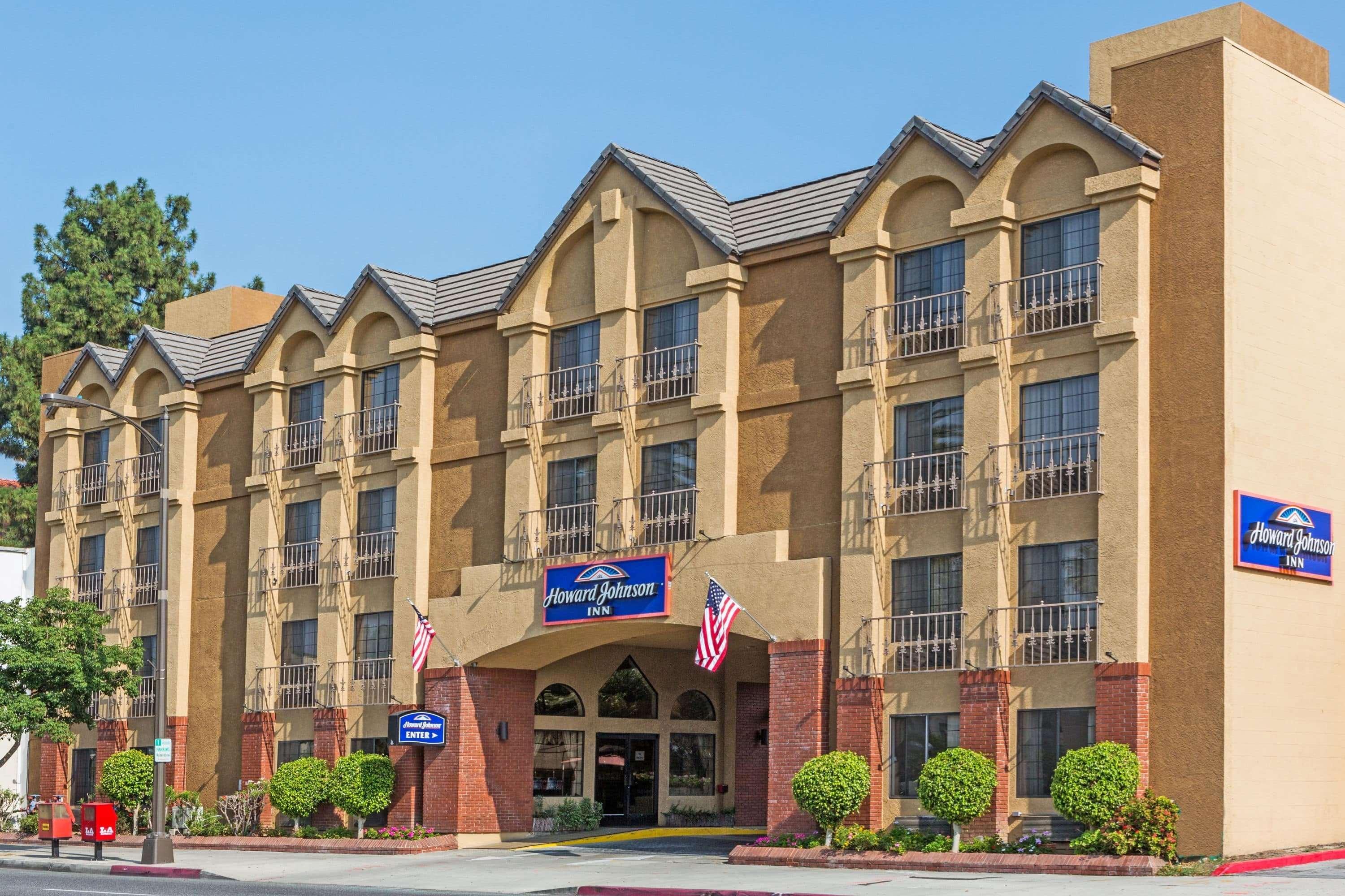 Howard Johnson By Wyndham Pasadena Exterior foto
